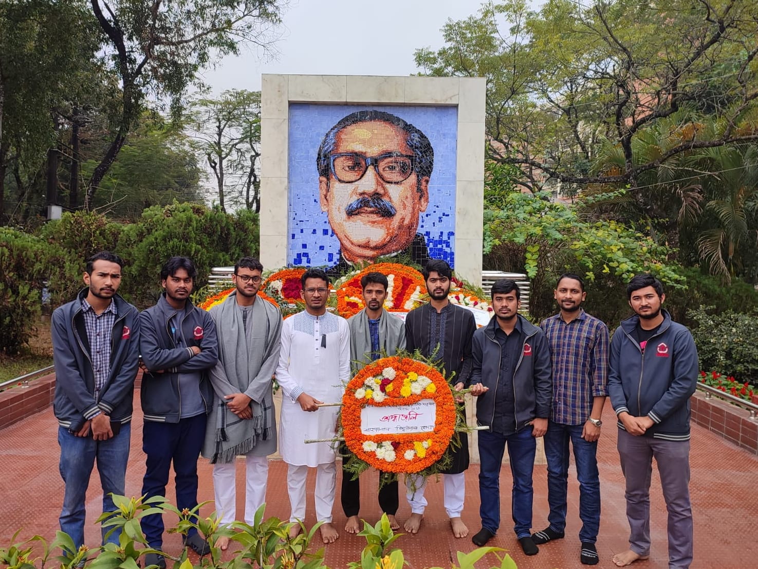 মহান শহীদ দিবস ও আন্তর্জাতিক মাতৃভাষা দিবস উপলক্ষে বঙ্গবন্ধু প্রতিকৃতিতে শাবি প্রেসক্লাবের পুষ্পস্তবক অর্পণ