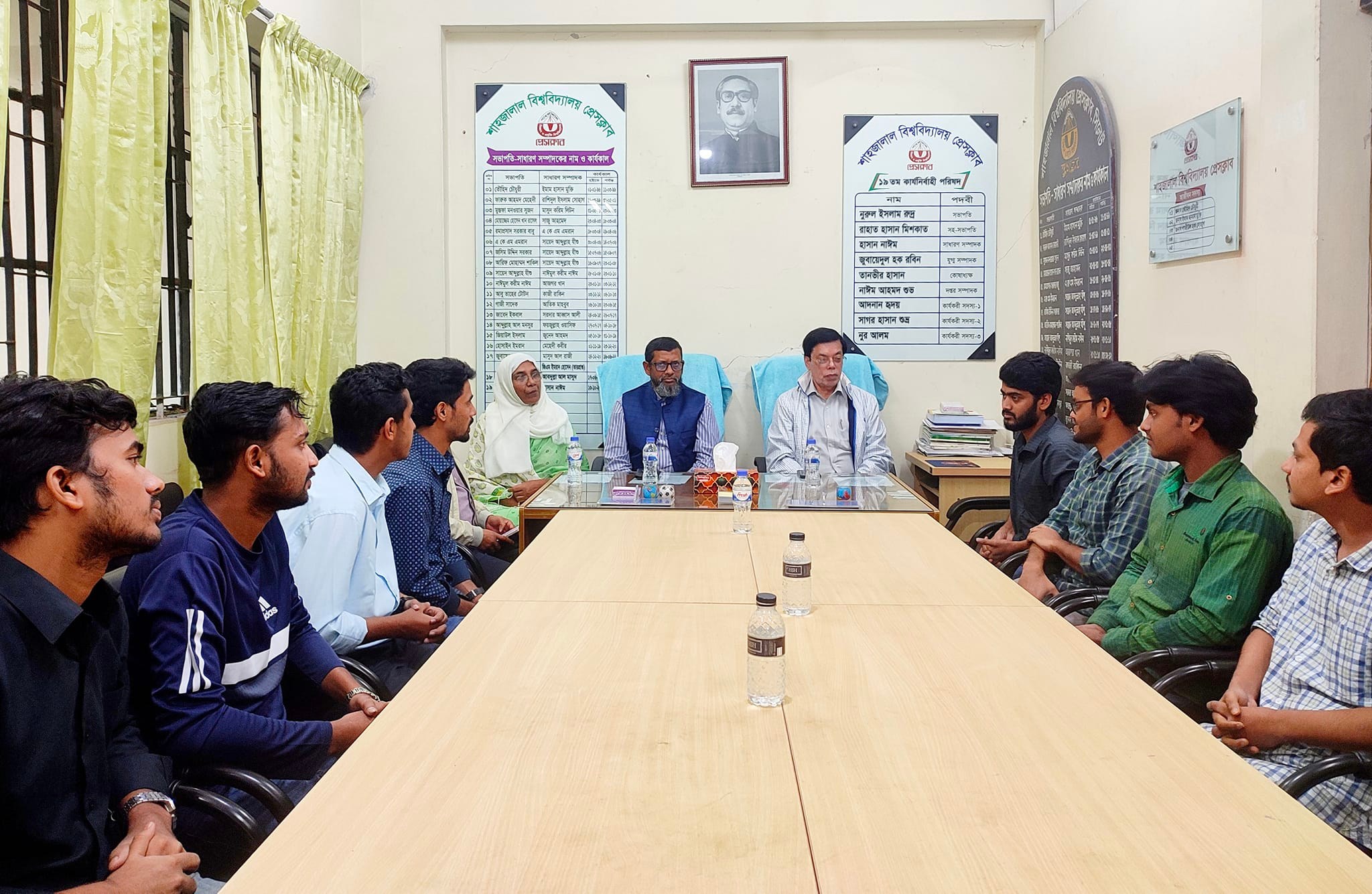 উপাচার্য অধ্যাপক ফরিদ উদ্দিন আহমেদের সাথে শাবি প্রেসক্লাবের সৌজন্য সাক্ষাৎ