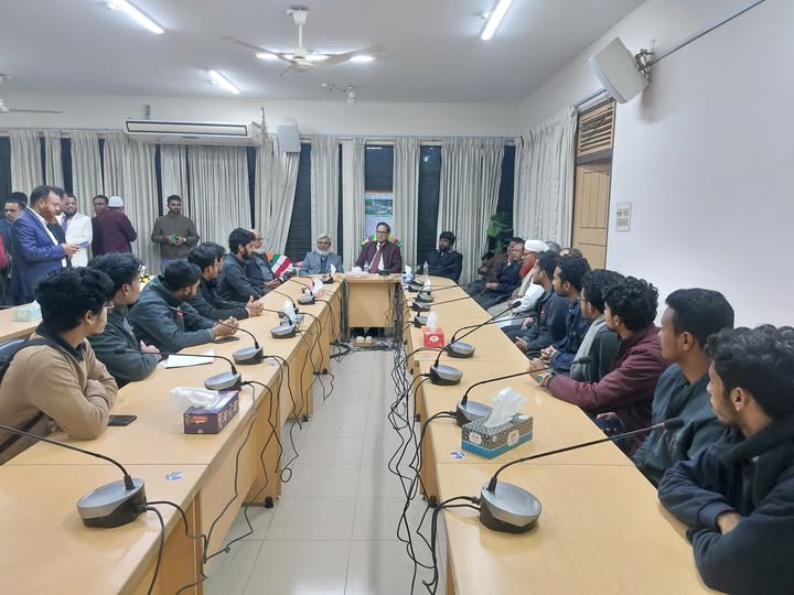 শিক্ষা মন্ত্রণালয়ের বিশেষ সহকারী অধ্যাপক ড. এম আমিনুল ইসলামের সাথে মতবিনিময়